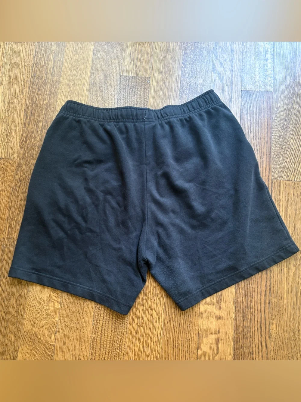 The North Face Men's Black Athletic Fleece Sweat-Shorts size M logo patch print